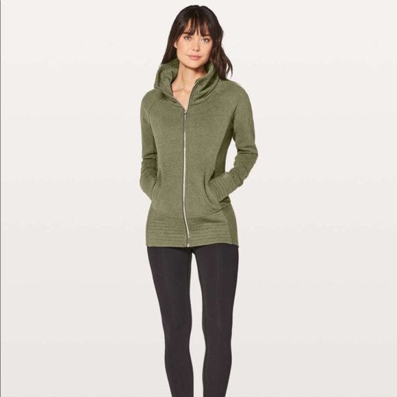 SOLD!! Lululemon Radiant Jacket Fatigue Green 2 - Picture 2 of 7